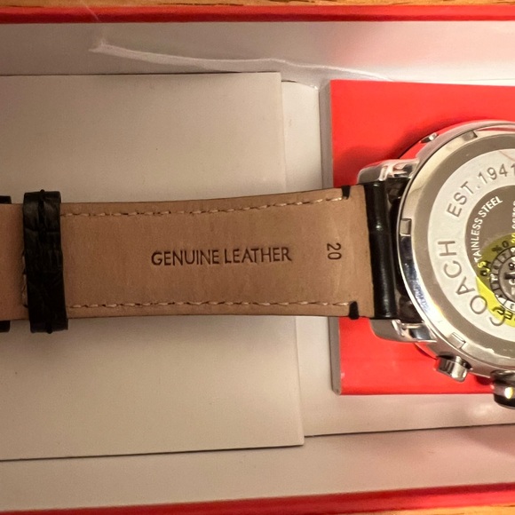 Coach Watch - Picture 5 of 7